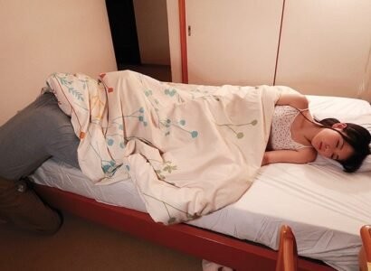 Poster of Cháu gái rủ chịch khi thấy hàng ngon khi đến tuổi dậy