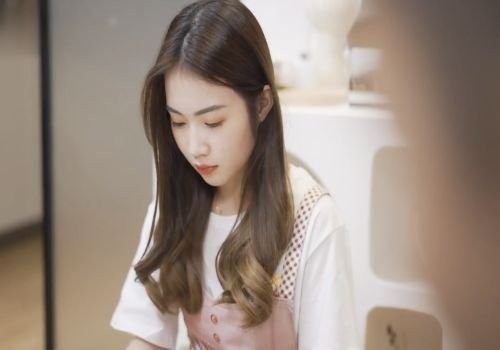 Poster of Con gái của con dê bị cha dượng dâm hiếp