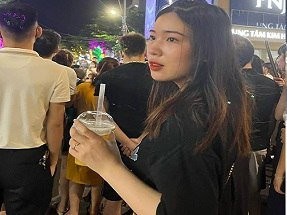 Poster of Nhung Lyna bị bắn tinh đầy mặt khi bú cu